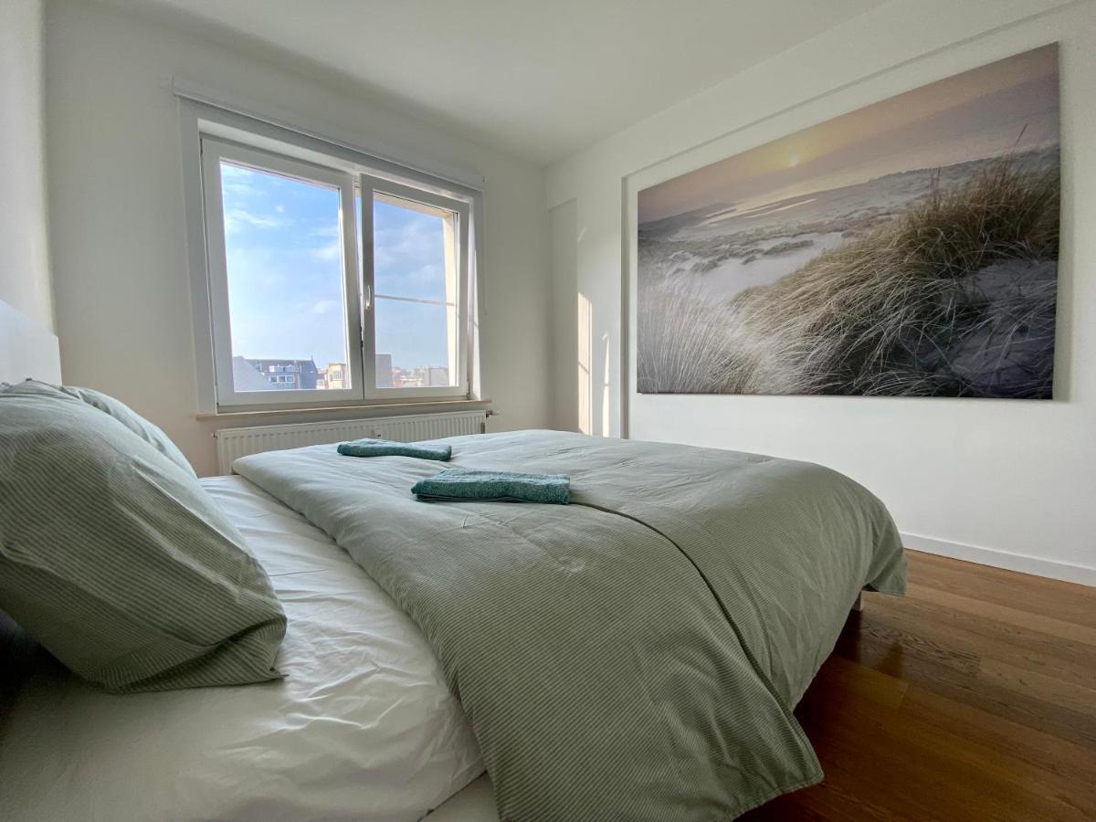 Luxury 3 Bedroom Apartment On The Top Floor With Panoramic View Oostende Exteriör bild